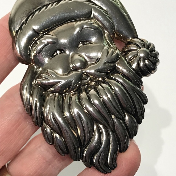 Vintage Unsigned Best Silver Classic Santa Oversized Large Head Brooch Pendant - Picture 9 of 13